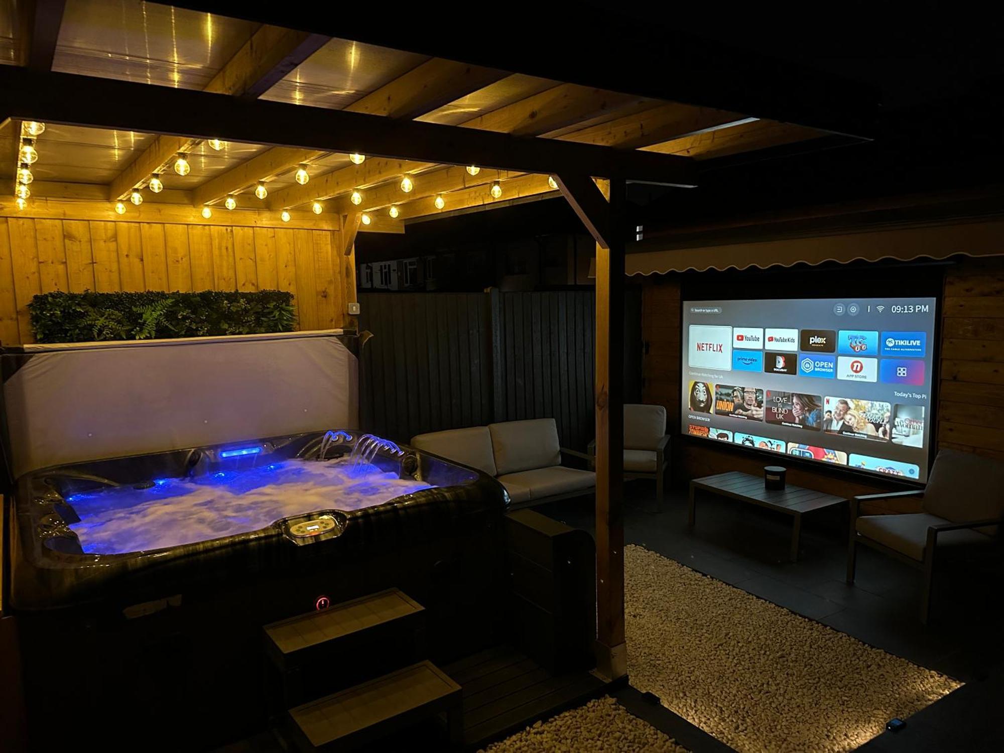 Appartamento Wild & Free Hot Tub Retreat Dartford Esterno foto
